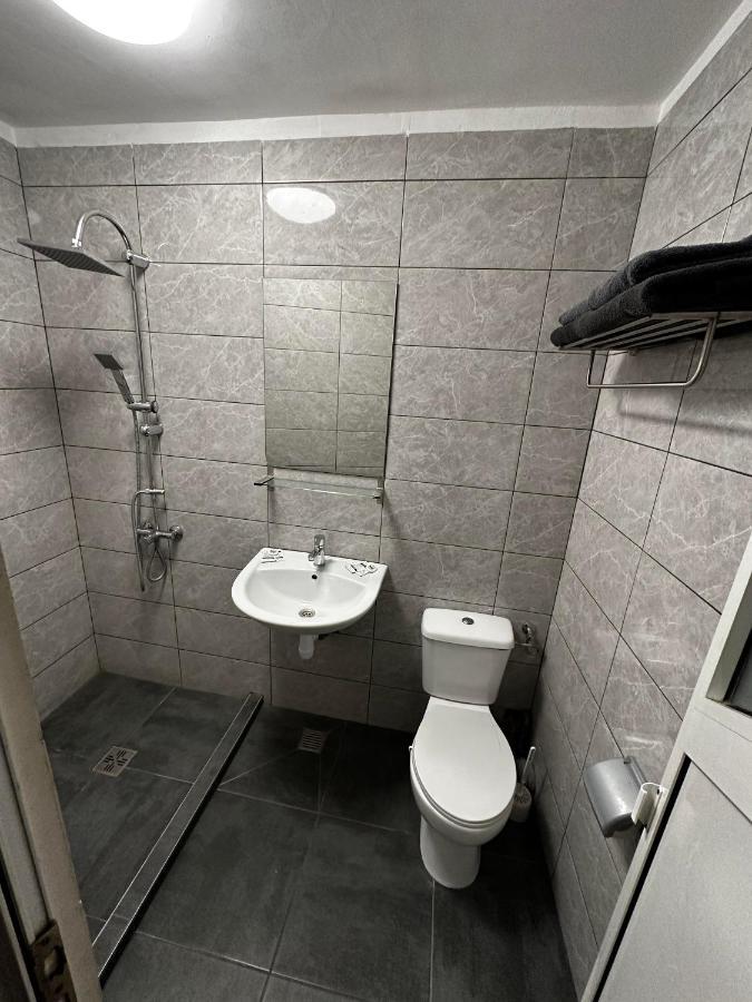 Casa Bucovineana Aparthotel Iasi Exterior foto