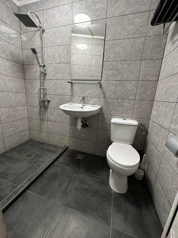 Casa Bucovineana Aparthotel Iasi Exterior foto